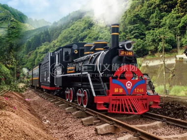 大型半封閉軌道火車(chē),軌道觀(guān)光火車(chē),觀(guān)光火車(chē)廠(chǎng)家